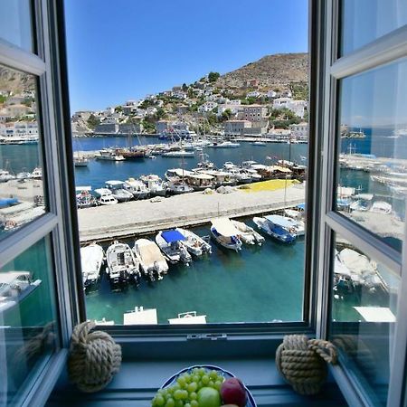 On The Port Mansion Studio 2 Hydra Extérieur photo
