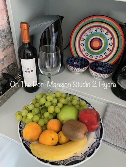 On The Port Mansion Studio 2 Hydra Extérieur photo