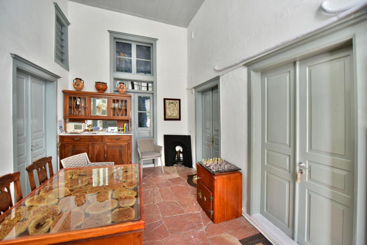 On The Port Mansion Studio 2 Hydra Extérieur photo